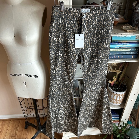 BLANK PAIGE Leopard Print Bell Bottom Flares - Picture 3 of 7